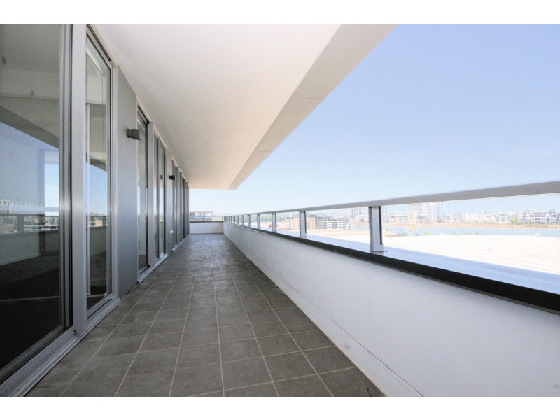 A811/19 Baywater Drive, Wentworth Point NSW 2127