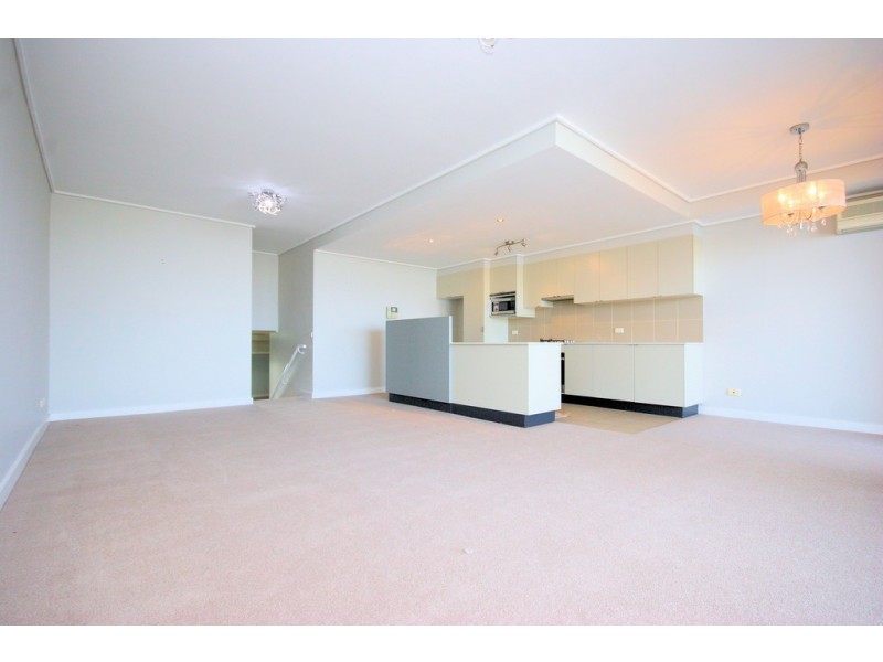 4**/25 Bennelong Parkway, Wentworth Point NSW 2127