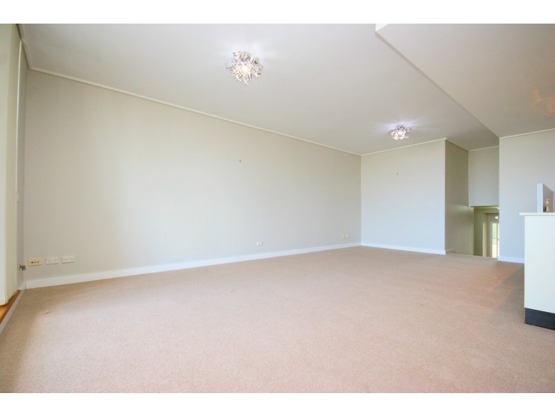 4**/25 Bennelong Parkway, Wentworth Point NSW 2127