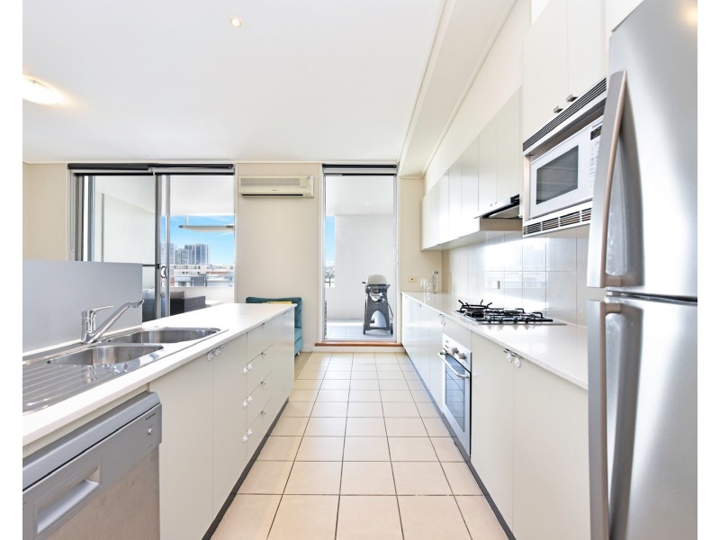 740/25 Bennelong Parkway, Wentworth Point NSW 2127