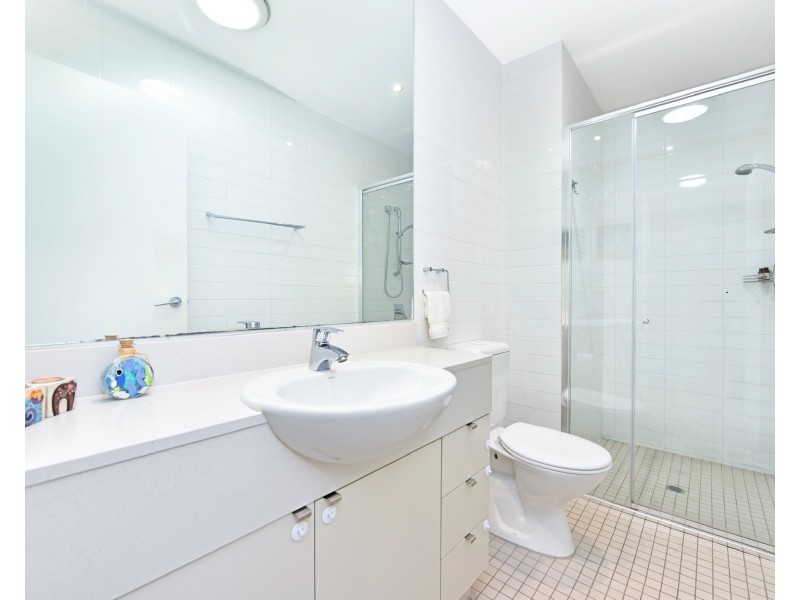 740/25 Bennelong Parkway, Wentworth Point NSW 2127