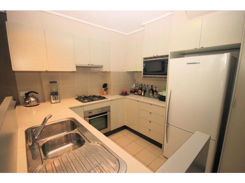 25 Bennelong Parkway, Wentworth Point NSW 2127