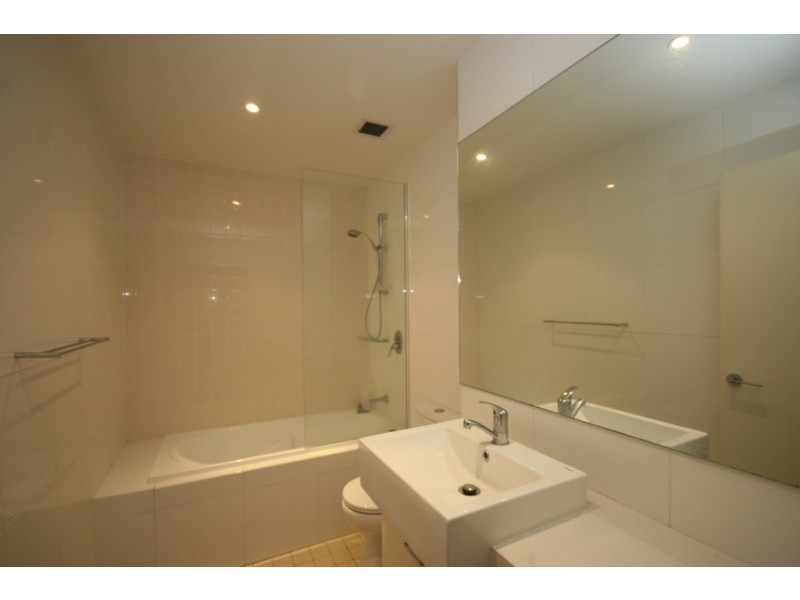 6 Nuvolari Place, Wentworth Point NSW 2127