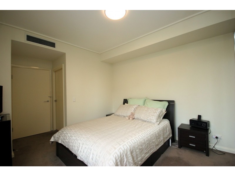 473/4 The Crescent, Wentworth Point NSW 2127