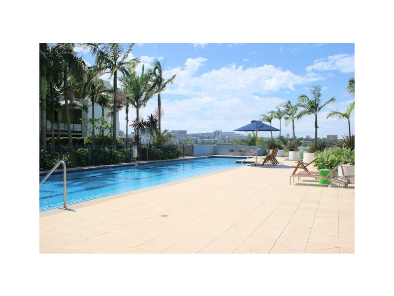 473/4 The Crescent, Wentworth Point NSW 2127