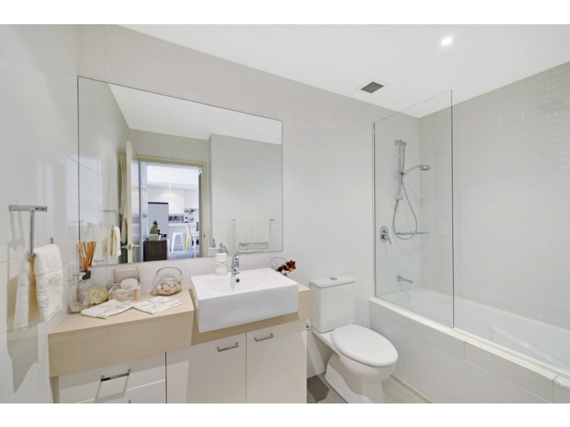 707/6 Nuvolari Place, Wentworth Point NSW 2127