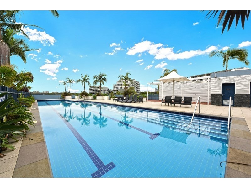 842/2 The Crescent, Wentworth Point NSW 2127