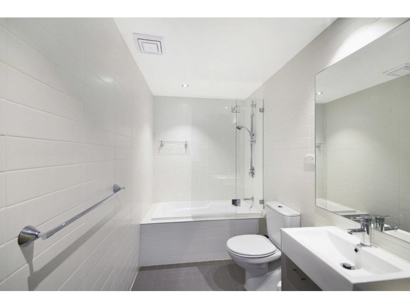 613/21 Hill Road, Wentworth Point NSW 2127