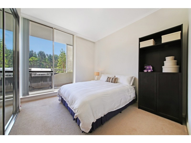 282/33 Hill Road, Wentworth Point NSW 2127