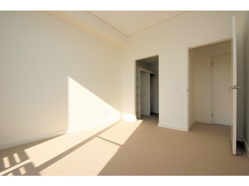 4/41 Hill Road, Wentworth Point NSW 2127