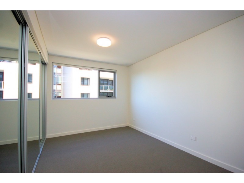 201/45 Hill Road, Wentworth Point NSW 2127