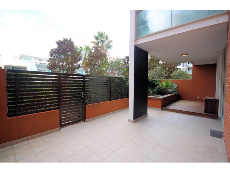 3**/33 Hill Road, Wentworth Point NSW 2127