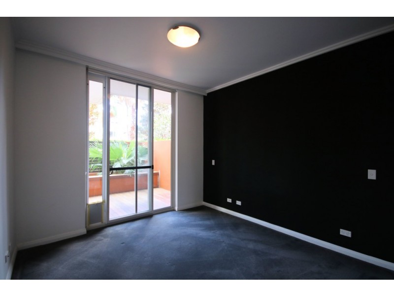 3**/33 Hill Road, Wentworth Point NSW 2127