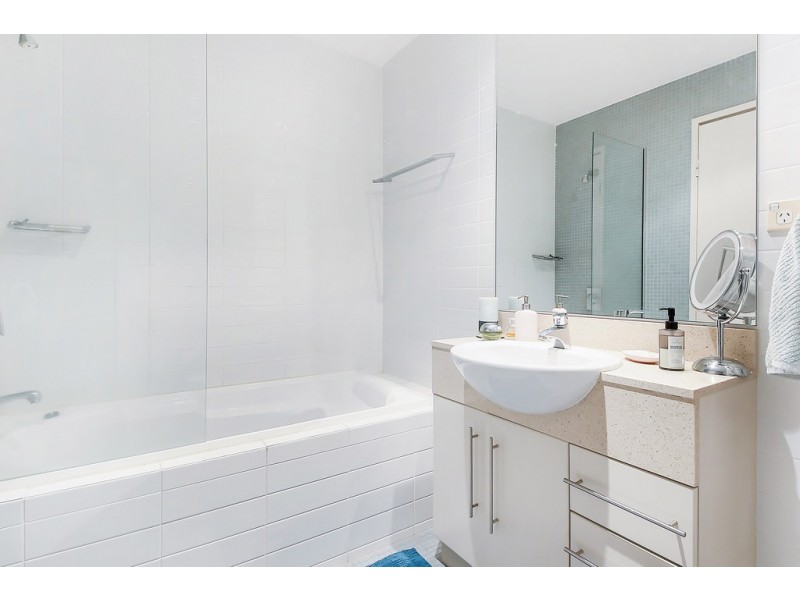 707/2 The Piazza, Wentworth Point NSW 2127