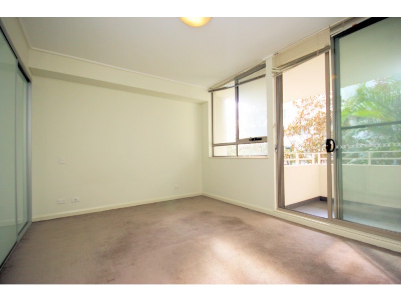 213/37 Amalfi Drive, Wentworth Point NSW 2127