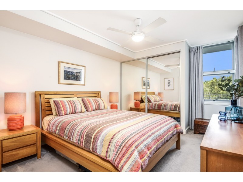 432/25 Bennelong Pkwy, Wentworth Point NSW 2127