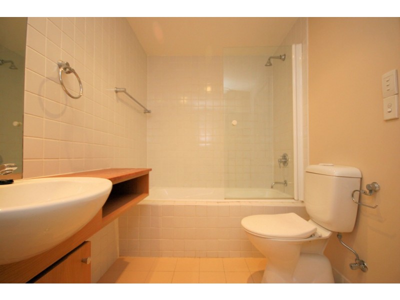 46/27 Bennelong Parkway, Wentworth Point NSW 2127