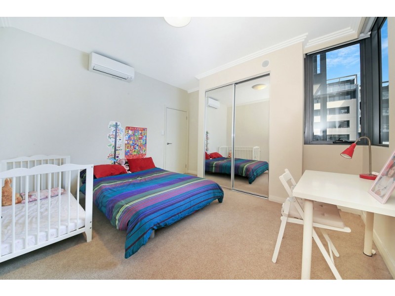 606/5 Waterways Street, Wentworth Point NSW 2127