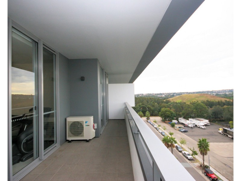 803/8 Nuvolari Place, Wentworth Point NSW 2127