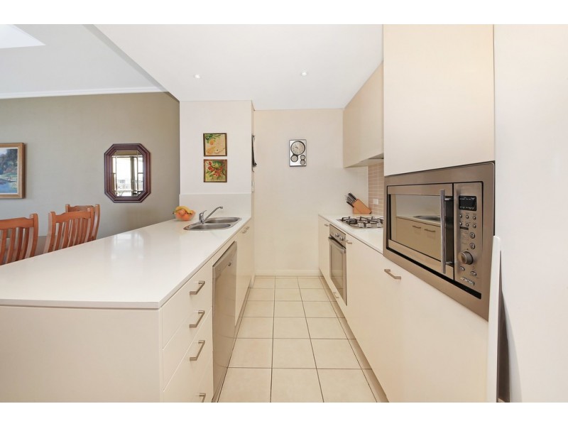 801/4 Nuvolari Place, Wentworth Point NSW 2127