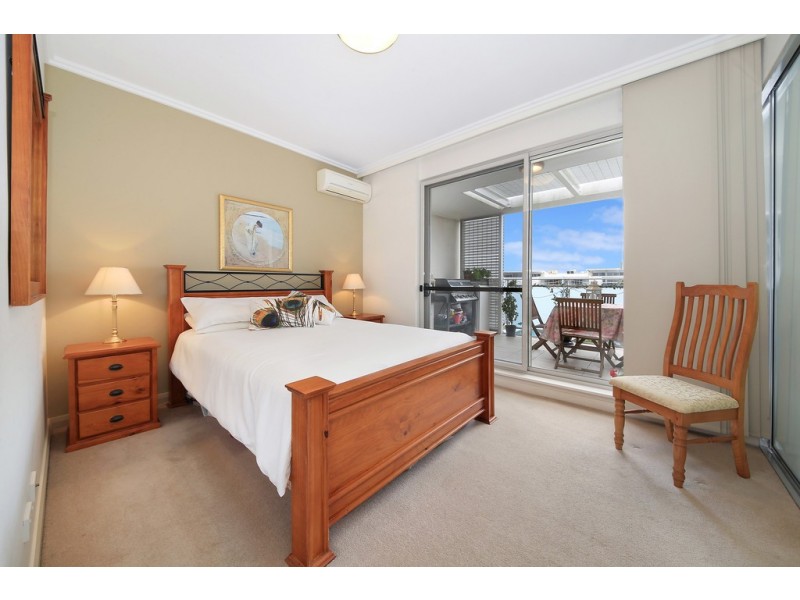 801/4 Nuvolari Place, Wentworth Point NSW 2127