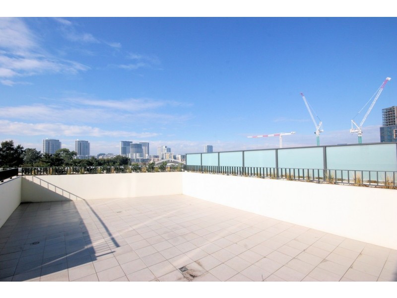 4** / 10 Burroway Road, Wentworth Point NSW 2127