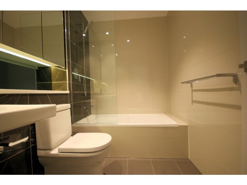 4** / 10 Burroway Road, Wentworth Point NSW 2127