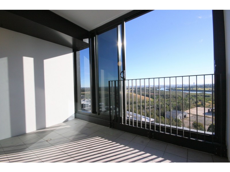 17**/10 Burroway Road, Wentworth Point NSW 2127