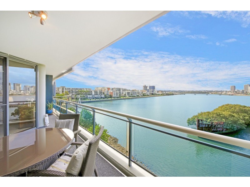 16/29 Bennelong Parkway, Wentworth Point NSW 2127