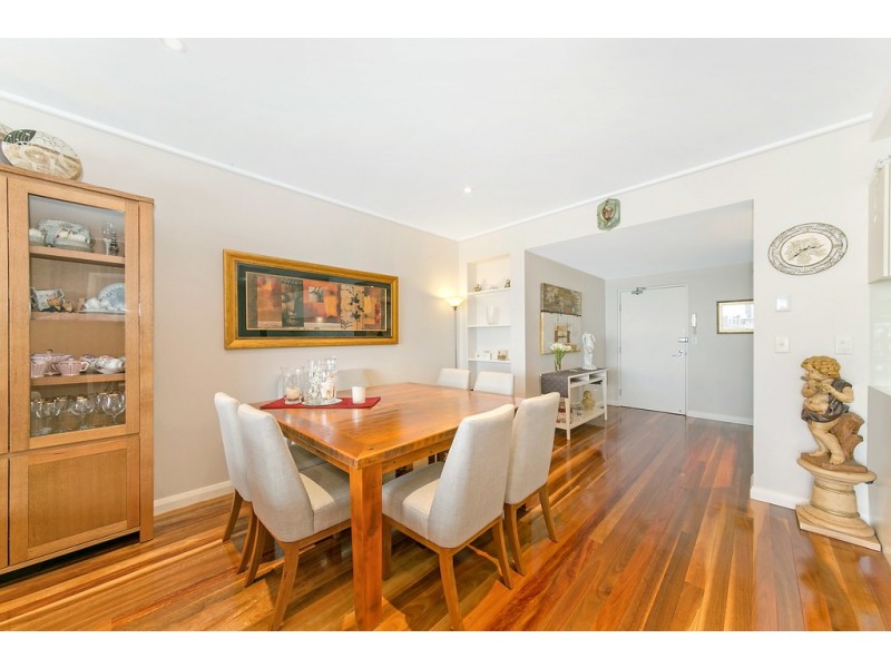 16/29 Bennelong Parkway, Wentworth Point NSW 2127