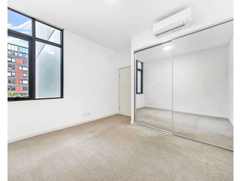 309 / 57 Hill Road, Wentworth Point NSW 2127