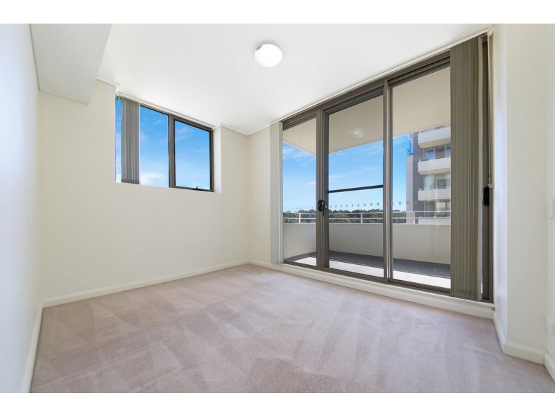 412/37 Amalfi Drive, Wentworth Point NSW 2127