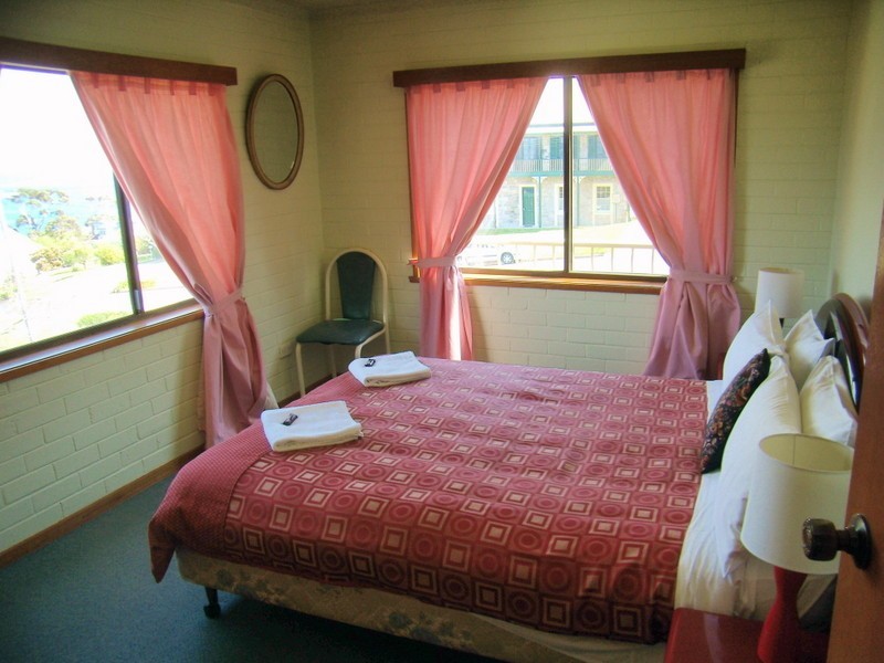 184 Imlay Street, Eden NSW 2551