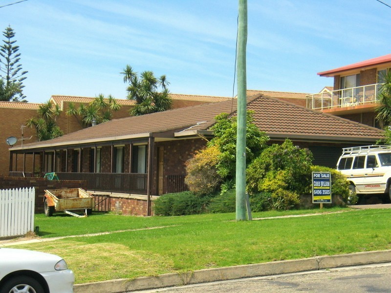 12 CHANDOS STREET, Eden NSW 2551