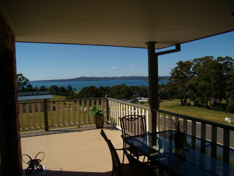 25 TRUMPETER AVE, Eden NSW 2551