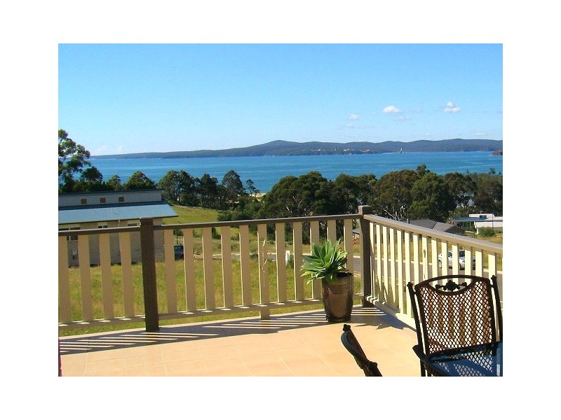 25 TRUMPETER AVE, Eden NSW 2551