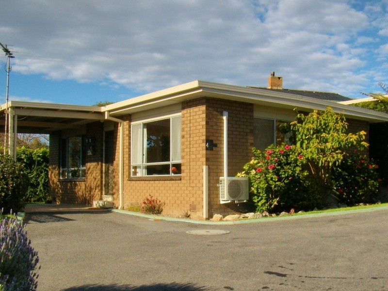 4/10 YULE STREET, Eden NSW 2551