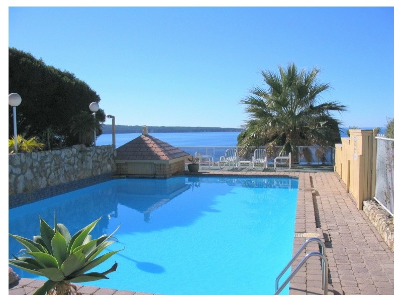 4/10 YULE STREET, Eden NSW 2551