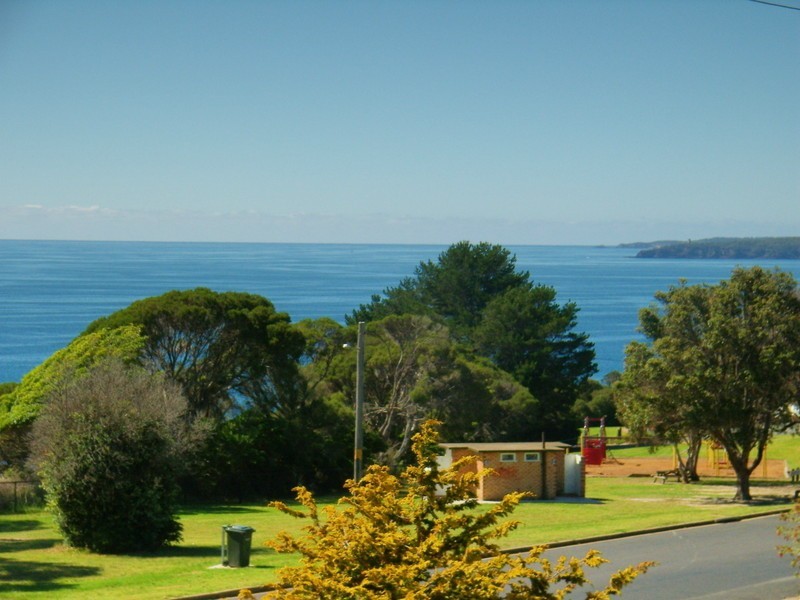 2 BASS STREET, Eden NSW 2551