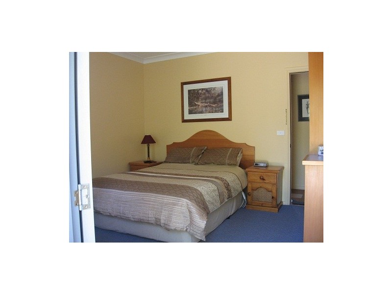 16 EURACK COURT, Kiah NSW 2551