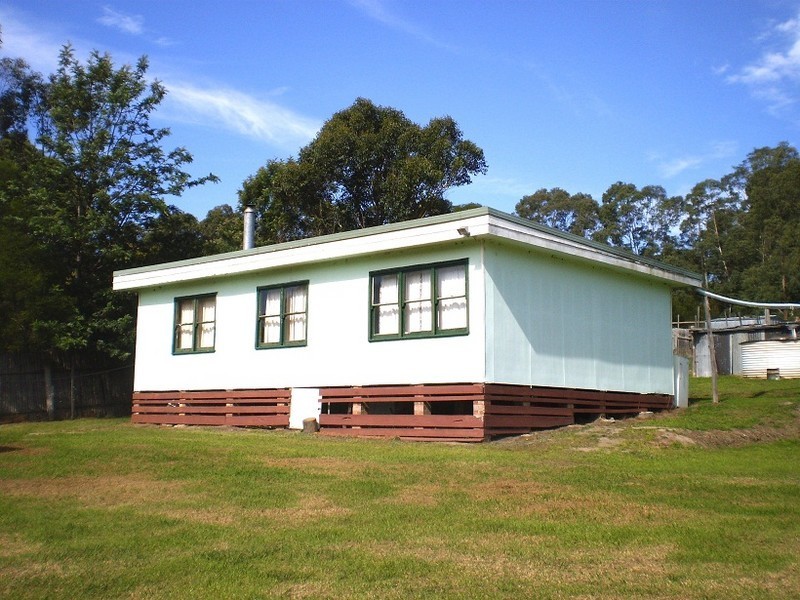 12 DENISSON STREET, Towamba NSW 2550