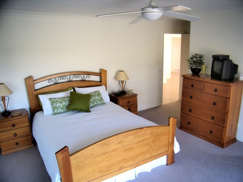 2 Trumpeter Avenue, Eden NSW 2551