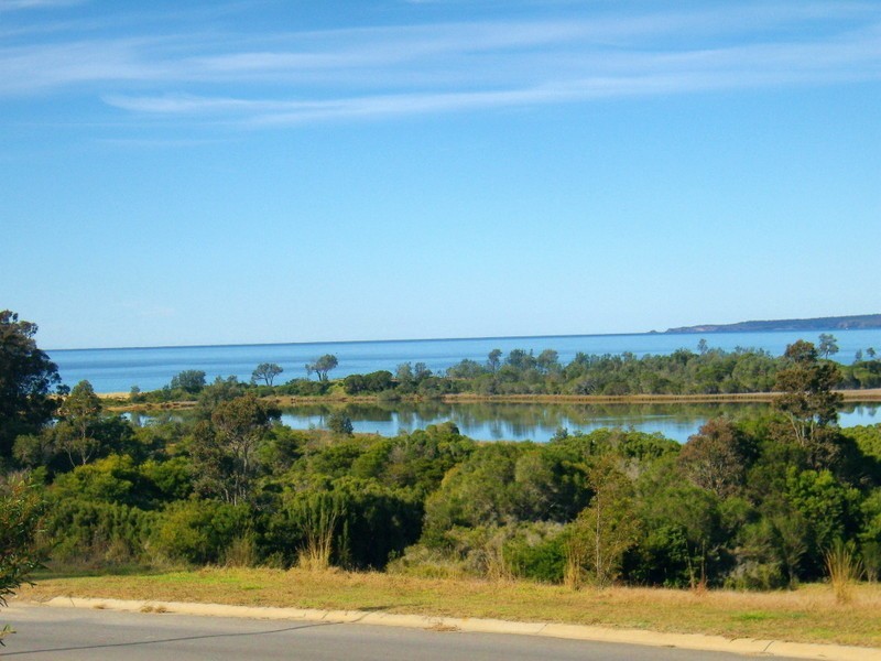 126 KINGFISHER CIRCUIT, Eden NSW 2551