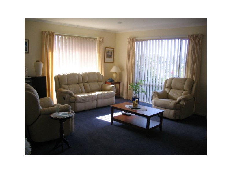 5 HOLYDALE PLACE, Eden NSW 2551