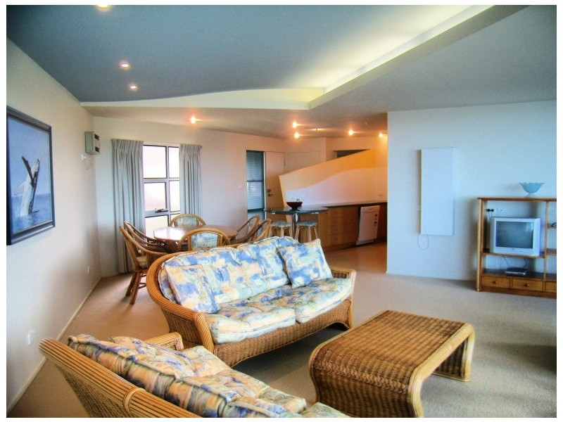 3/21 LAKE STREET, Eden NSW 2551