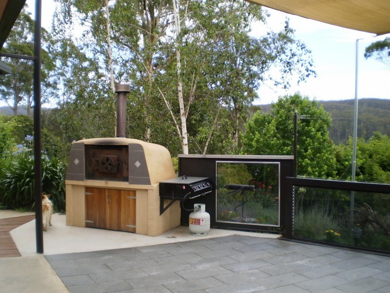 16 EURACK COURT, Kiah NSW 2551