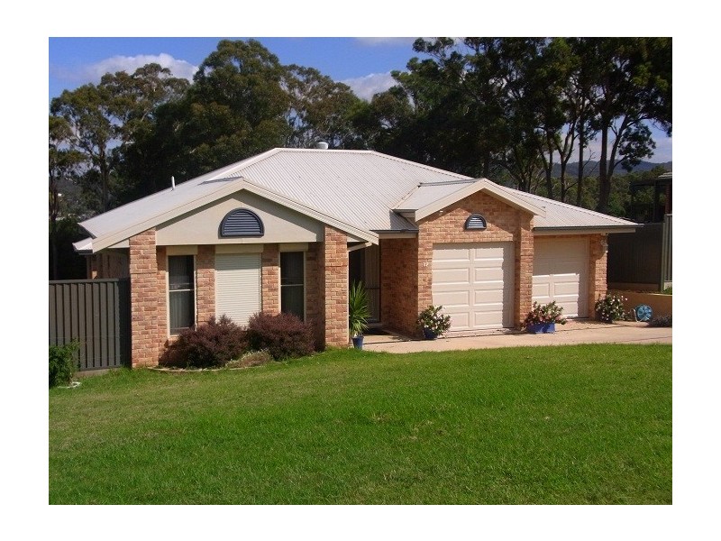 19 KINGFISHER CRT, Eden NSW 2551