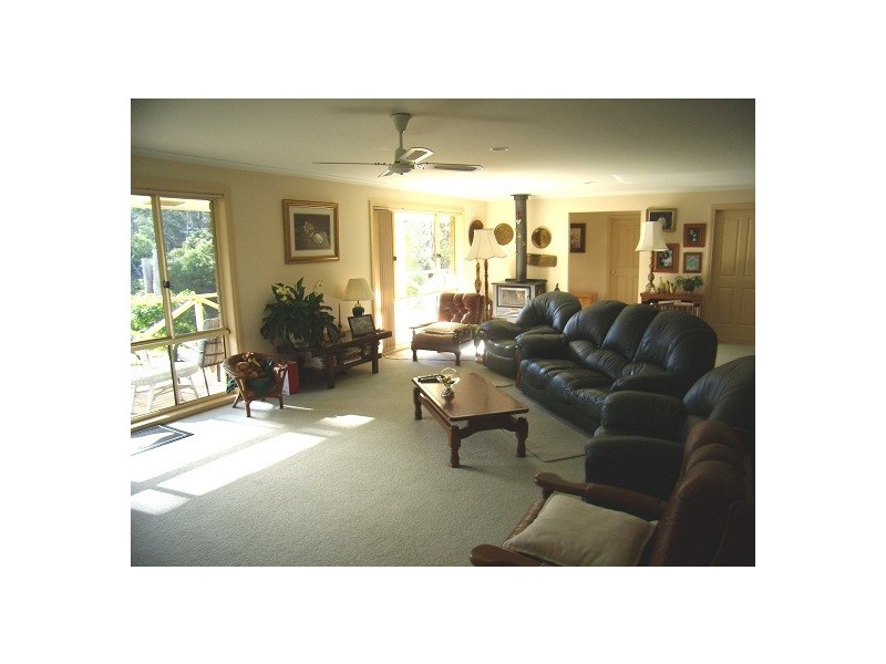 22 Hopkins Street, Eden NSW 2551