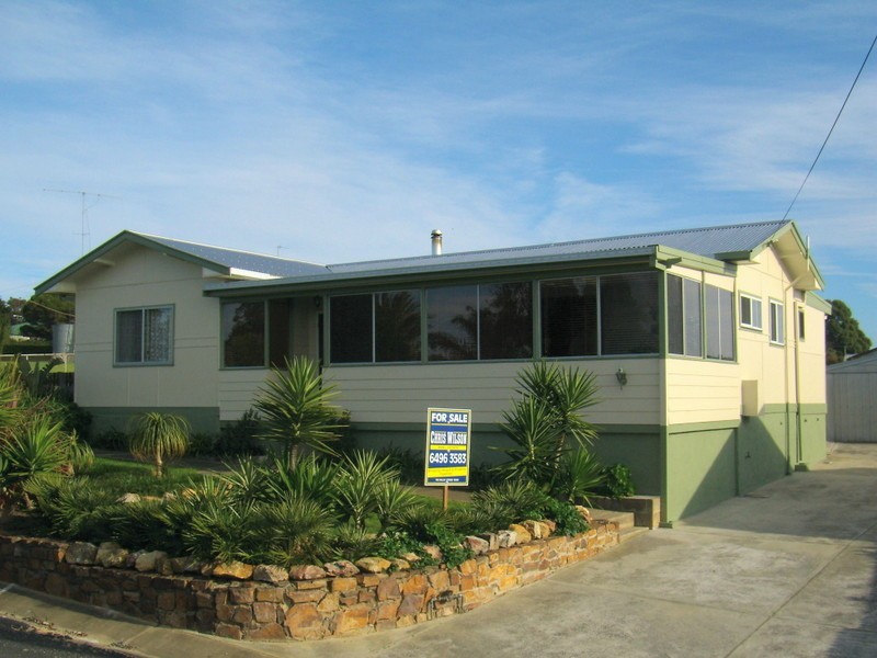 5 PHILLIPS STREET, Eden NSW 2551