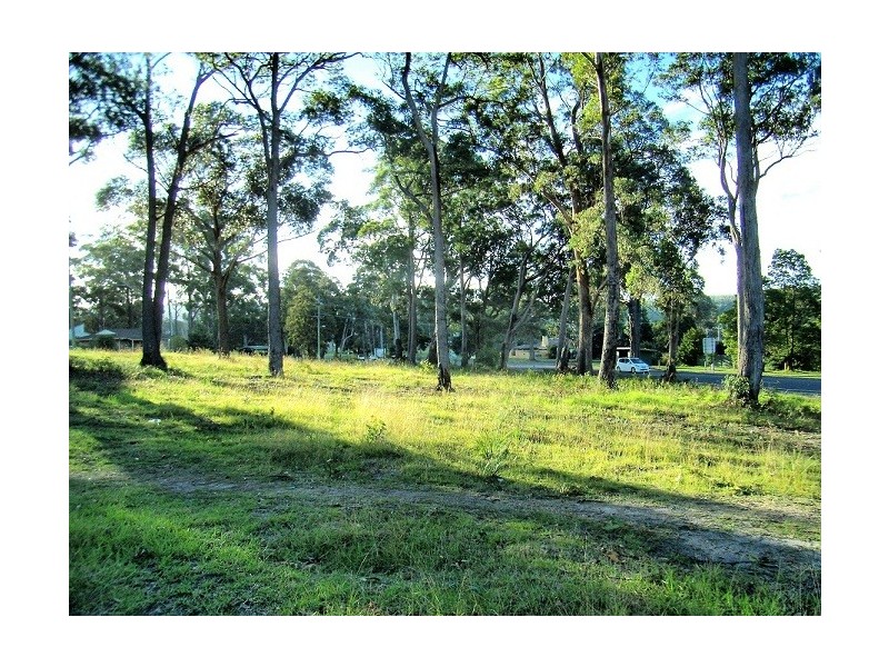 83 Princes Highway, Eden NSW 2551